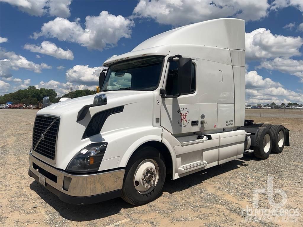 Volvo VNL Cabezas tractoras