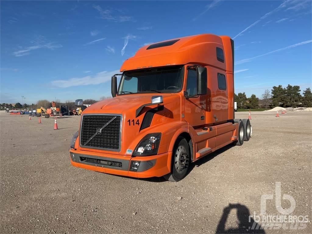 Volvo VNL Cabezas tractoras