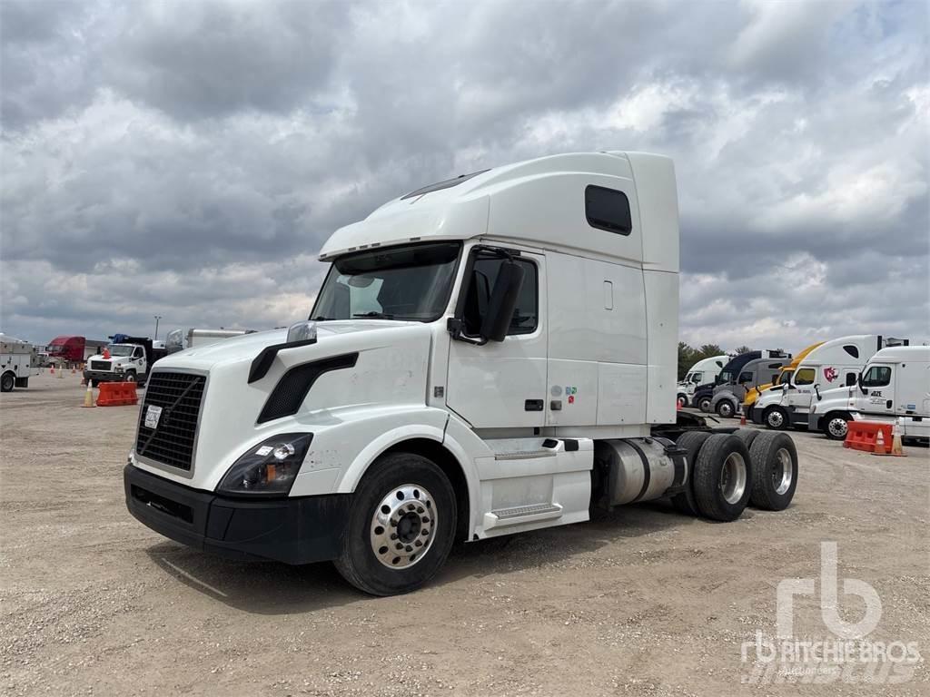 Volvo VNL Cabezas tractoras