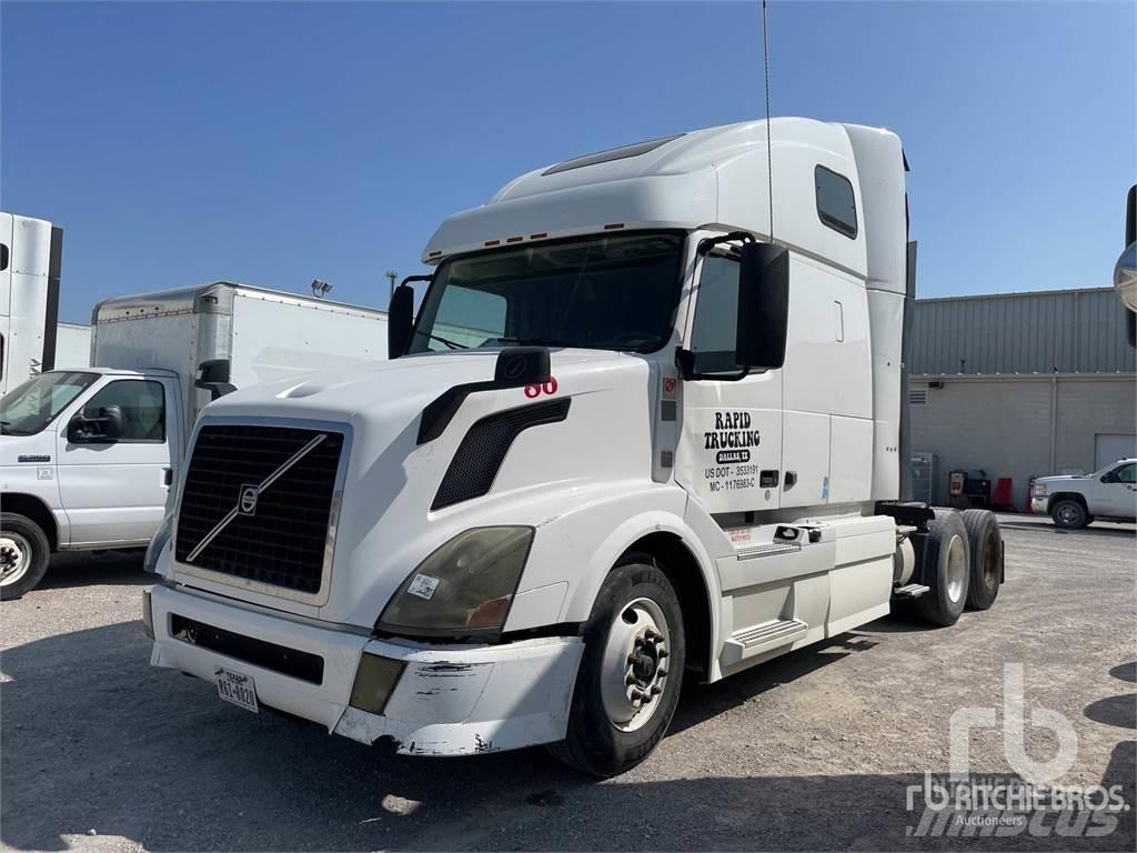 Volvo VNL670 Cabezas tractoras