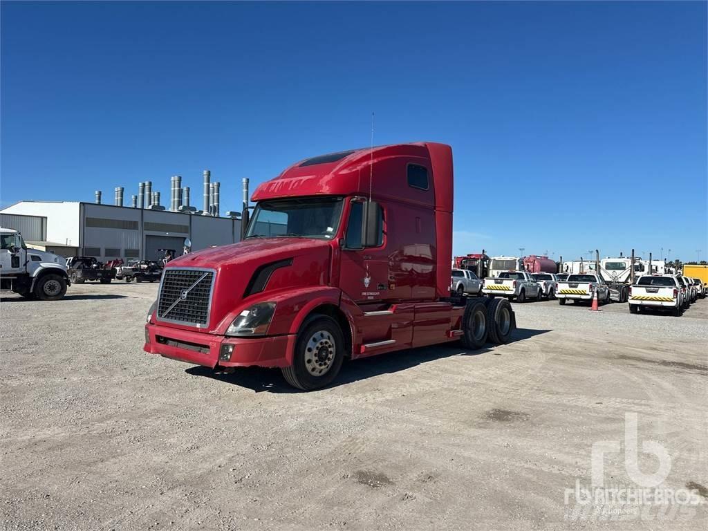 Volvo VNL670 Cabezas tractoras