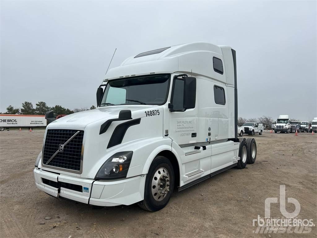 Volvo VNL670 Cabezas tractoras