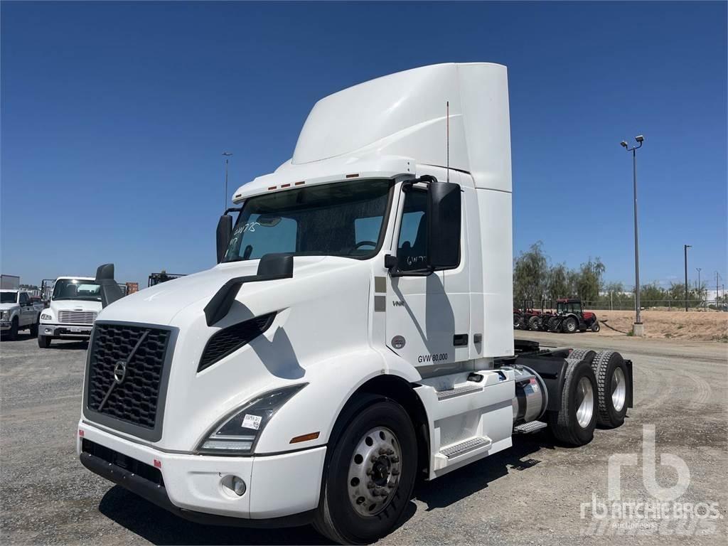 Volvo VNR300 Cabezas tractoras