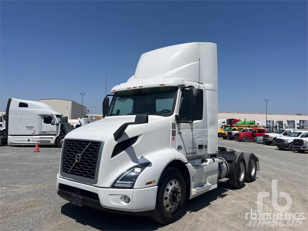 Volvo VNR300 Cabezas tractoras