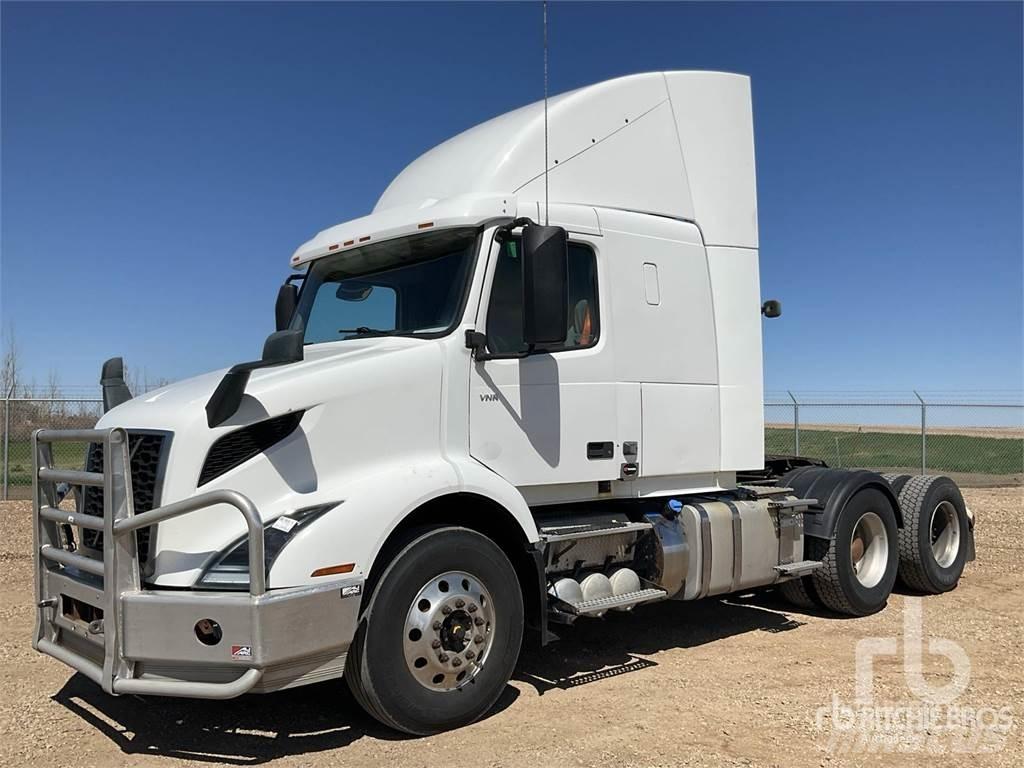 Volvo VNR64T400 Cabezas tractoras