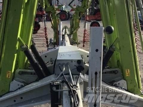 CLAAS 3600L Rastrillos y henificadores