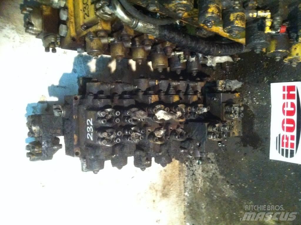 Linde VT7 - 7 SEKCYJNY + 669B09 Hidráulicos
