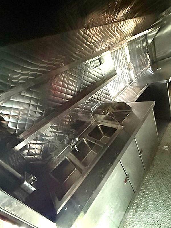 Ford E-350 Camiones caja cerrada