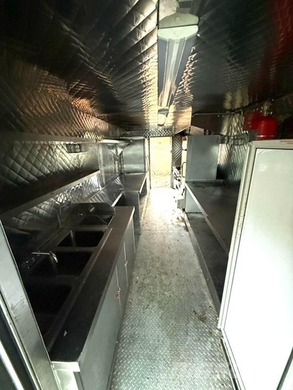 Ford E-350 Camiones caja cerrada