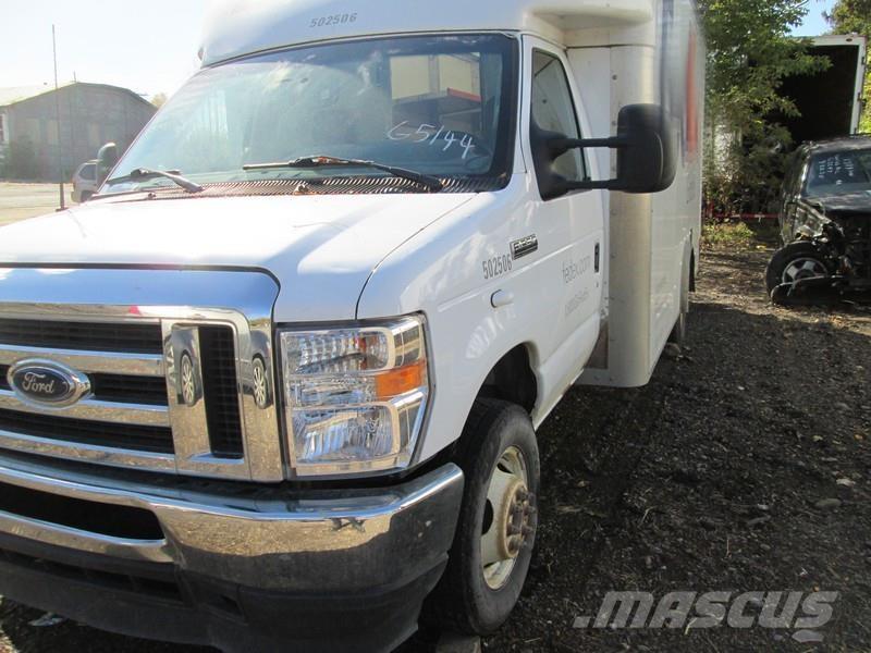 Ford E350 Camiones caja cerrada