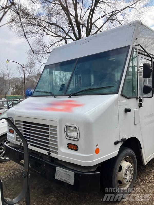 Ford F-59 Camiones caja cerrada