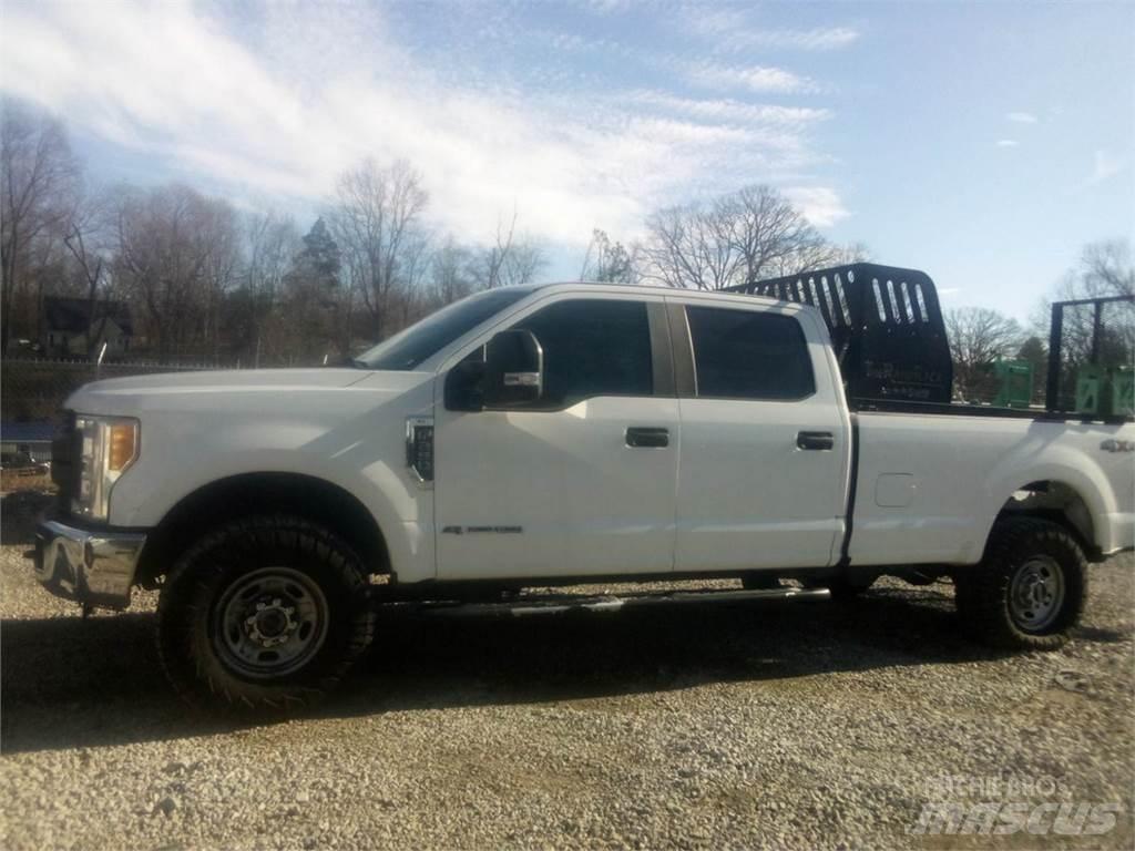 Ford F250 Furgonetas caja abierta