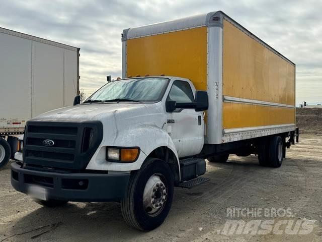 Ford F750 Camiones caja cerrada