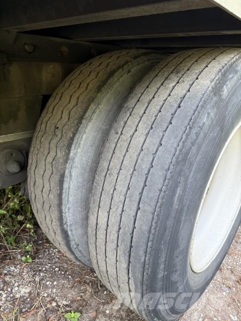 Utility VS2DX Carrocería de caja