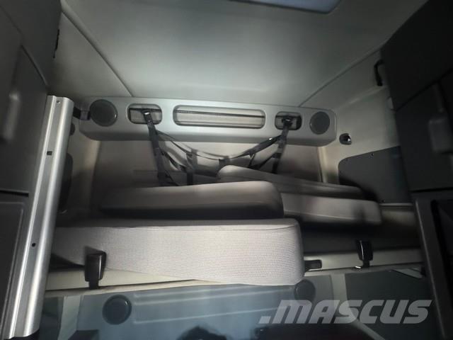 Volvo VNL64T670 Cabezas tractoras