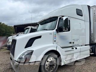 Volvo VNL64T780 Cabezas tractoras