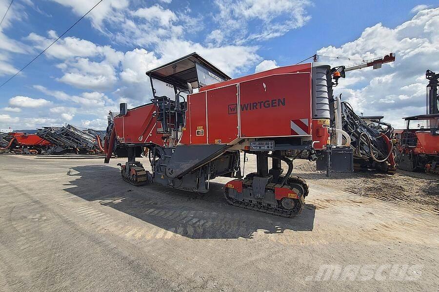 Wirtgen W 220 Máquinas moledoras de asfalto en frío