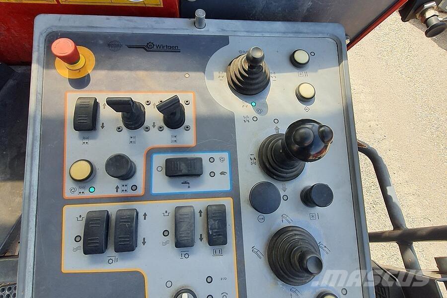 Wirtgen W 250 Máquinas moledoras de asfalto en frío