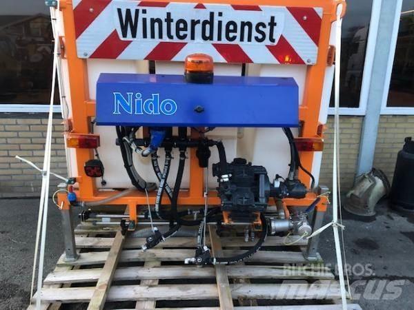 Nido CSP1000 VCL Esparcidoras de arena y sal