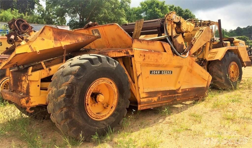 John Deere 762 Raspadores