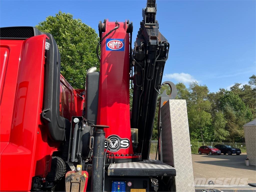 DAF CF 480 FAX 8x2*6 Camiones con gancho