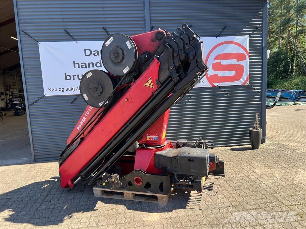 HMF 2620K5 RC Grúas cargadoras