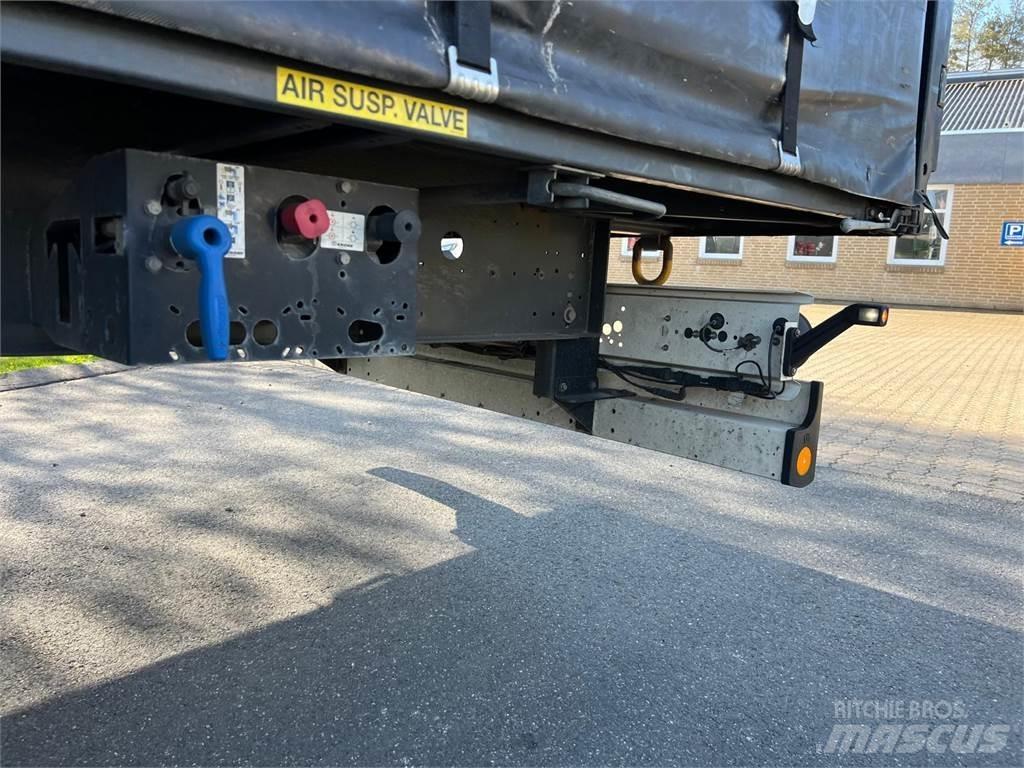 Krone 13,6 mtr Semirremolques con caja de lona