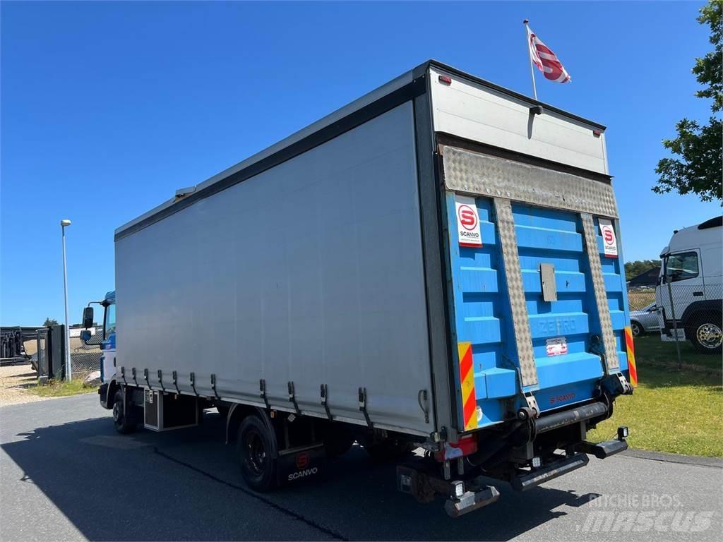 MAN TGL 12-220 BL Camión con caja abierta