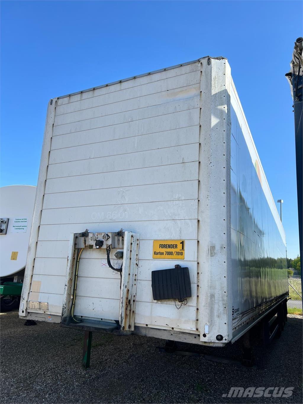 Schmitz 13,6 mtr boks Semirremolques con carrocería de caja