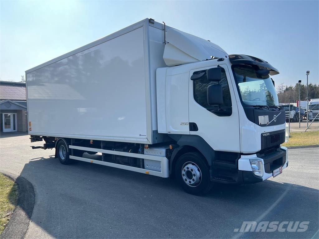Volvo FL 16 ton 250HK Camiones caja cerrada