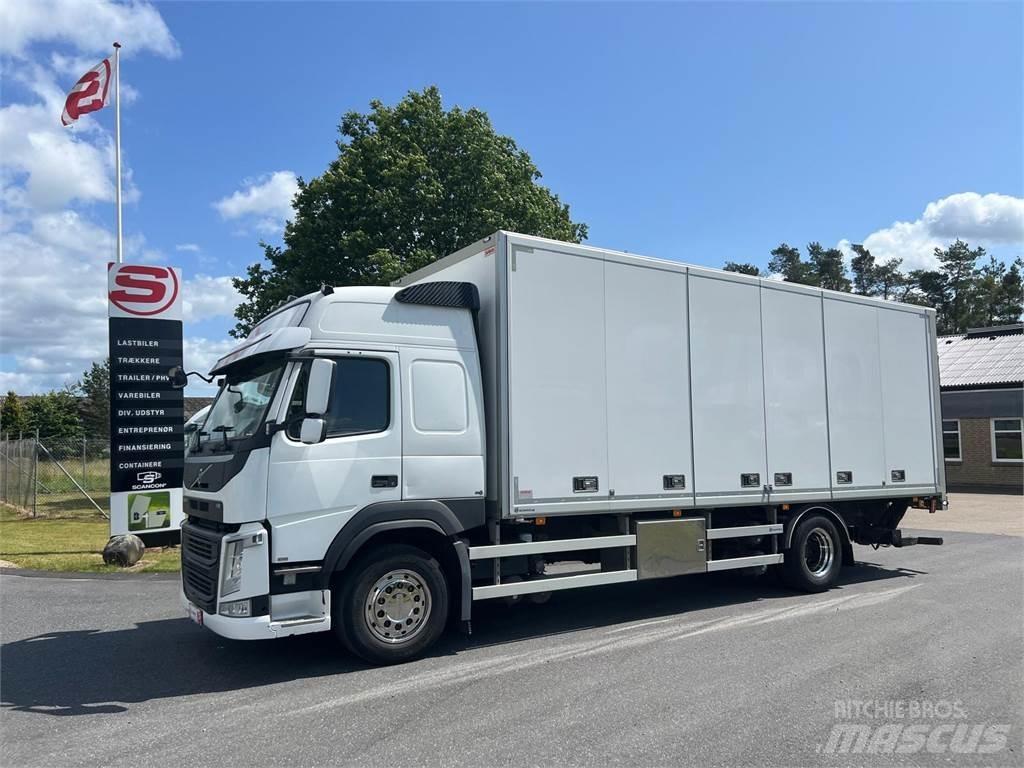 Volvo FM330 Camiones caja cerrada