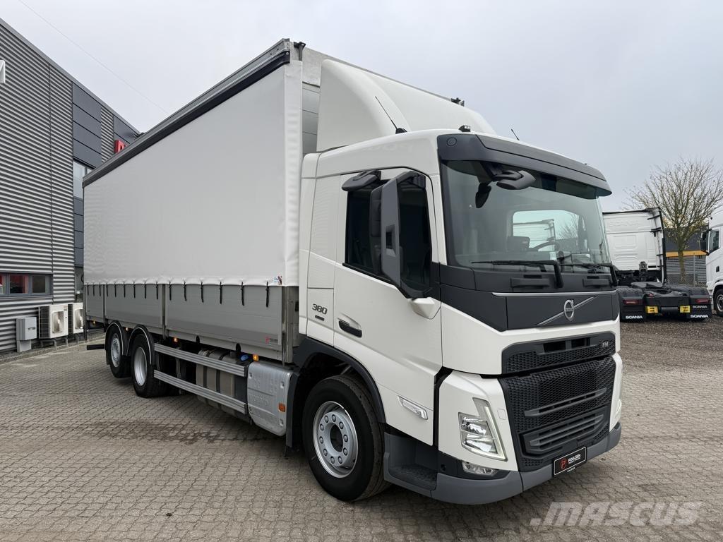 Volvo FM380 Camión con caja abierta