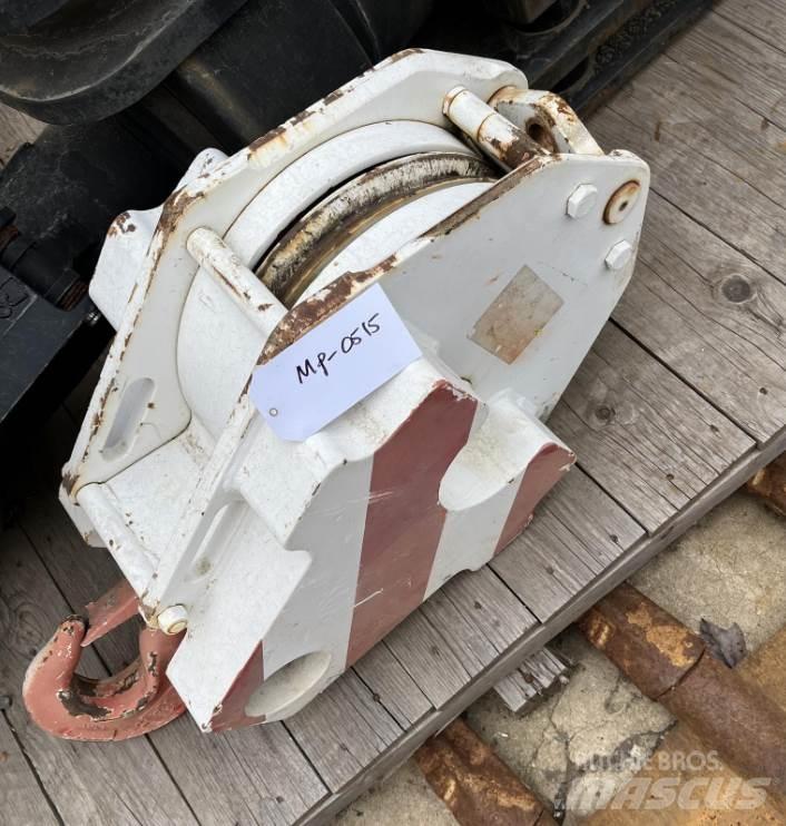 Terex  Grúas articuladas y otra maquinaria de elevación