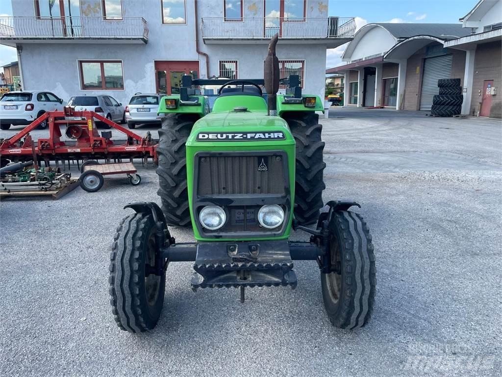 Deutz-Fahr D 45 07 Tractores