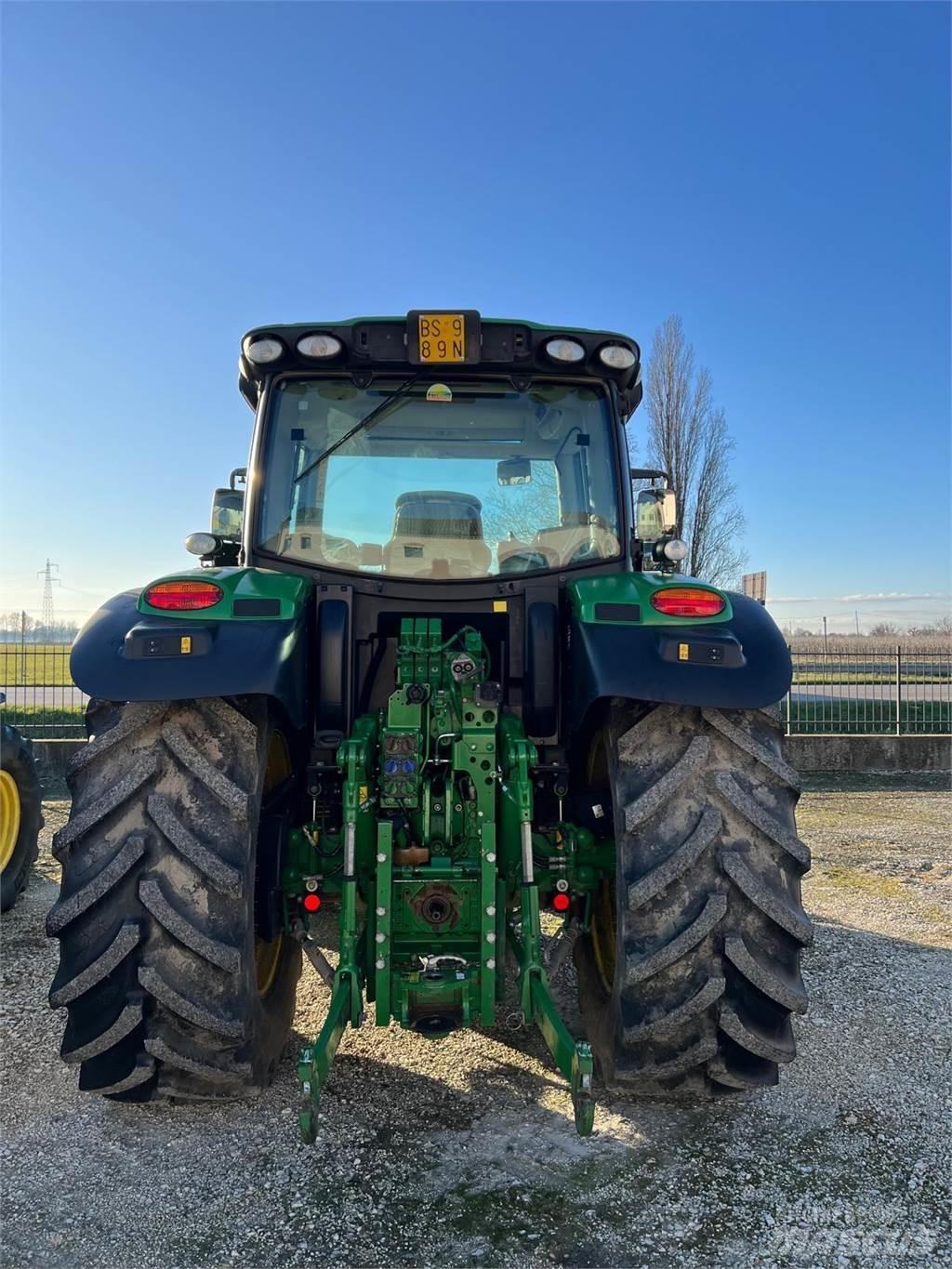 John Deere 6110 R Tractores