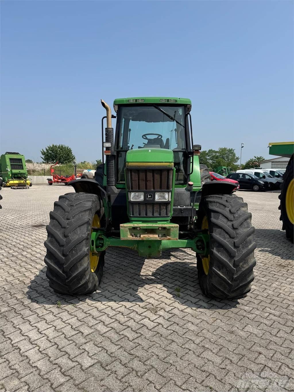 John Deere 7800 Tractores
