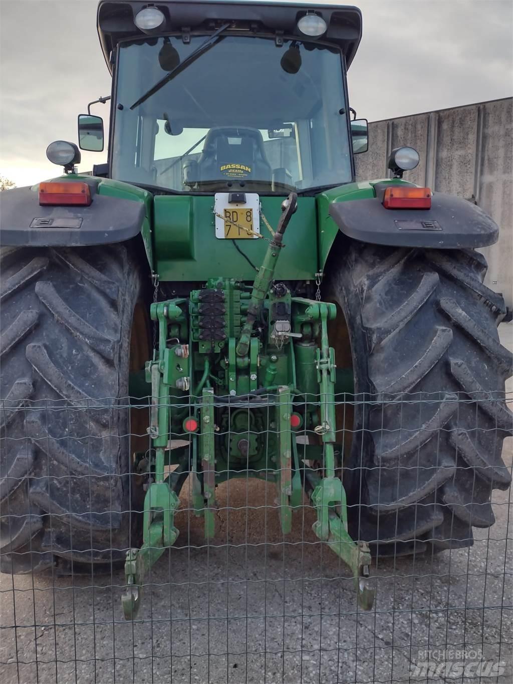 John Deere 8230 Tractores