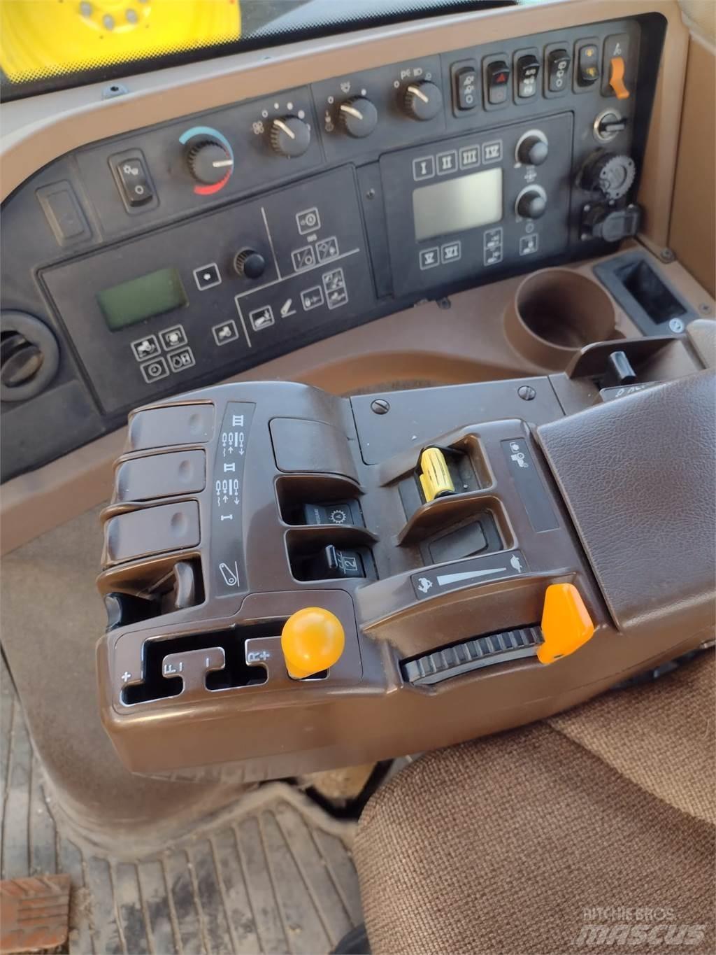 John Deere 8230 Tractores