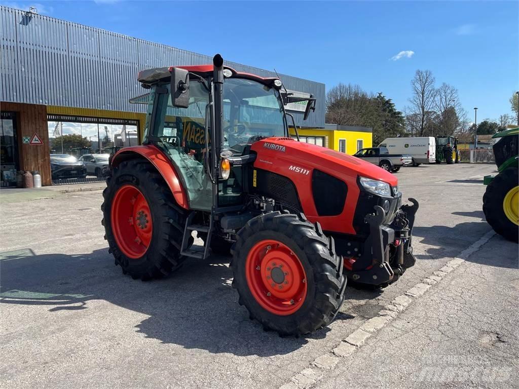 Kubota 5111 M Tractores