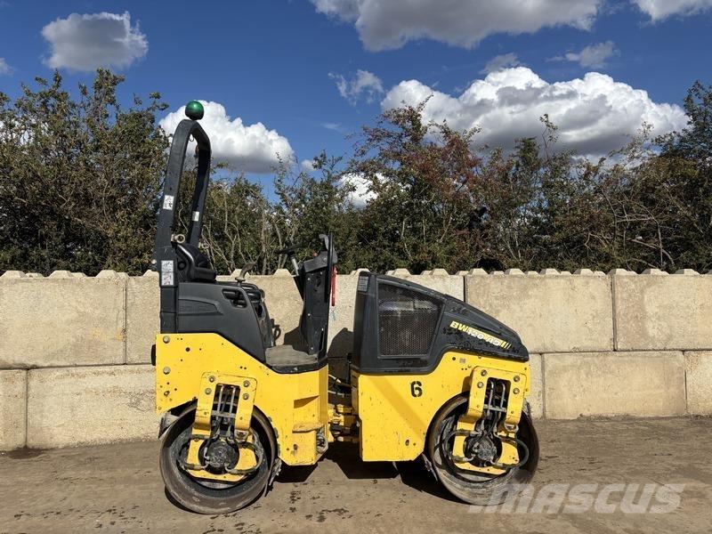 Bomag BW 120 AD-4 Rodillos de doble tambor