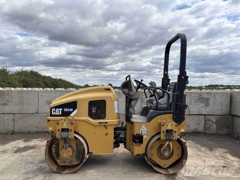 CAT CB24 B Rodillos de doble tambor