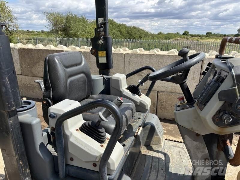 CAT CB24 B Rodillos de doble tambor