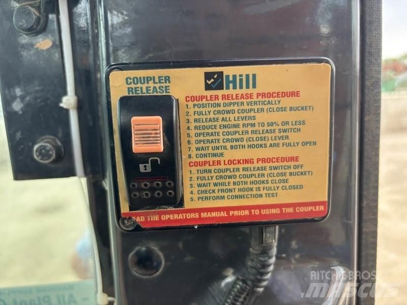 Hitachi ZX135 US-6 Excavadoras de cadenas
