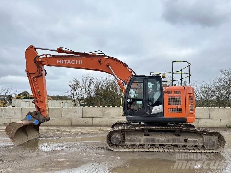 Hitachi ZX225USLC-6 Excavadoras de cadenas
