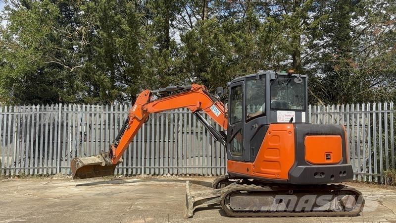 Hitachi ZX65 Excavadoras 7t - 12t