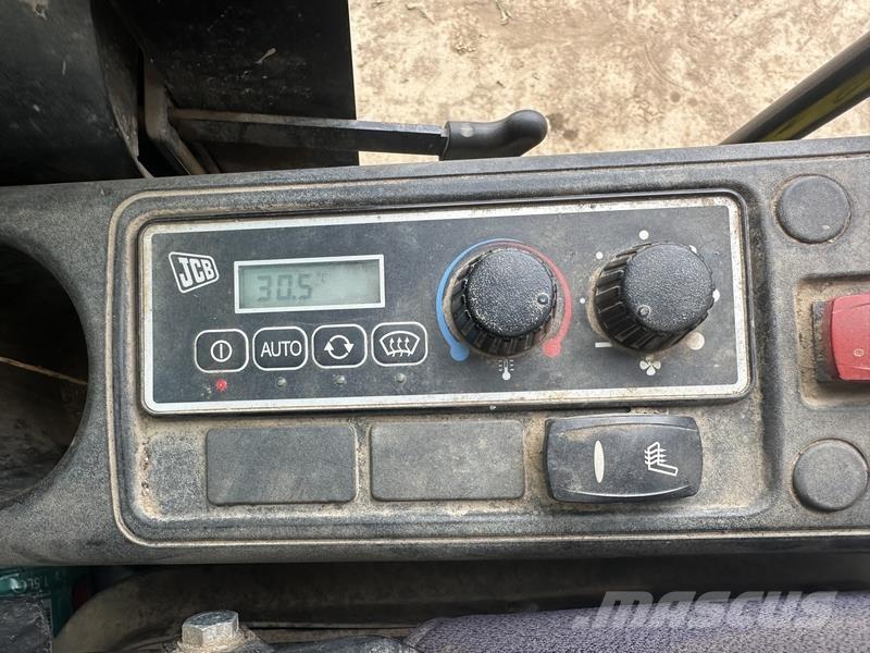 JCB JS130 Excavadoras de cadenas