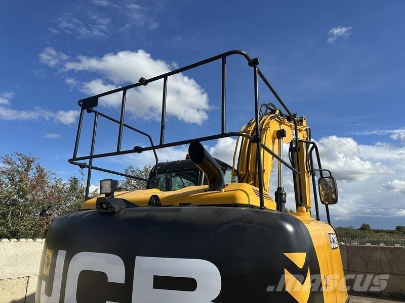 JCB JS131 LC Excavadoras de cadenas
