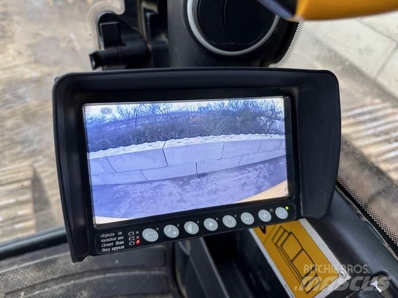 JCB JS370 LC T4 Excavadoras de cadenas