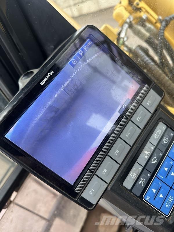 Komatsu PC490 LC-10 Excavadoras de cadenas