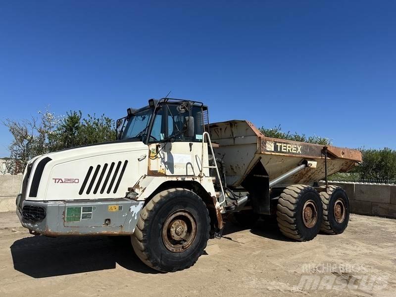 Terex TA250 Dúmpers articulados